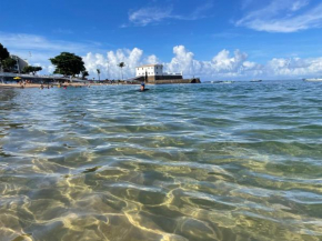 Estúdio 03 ar condicionado, a menos de 2 minuto da praia
